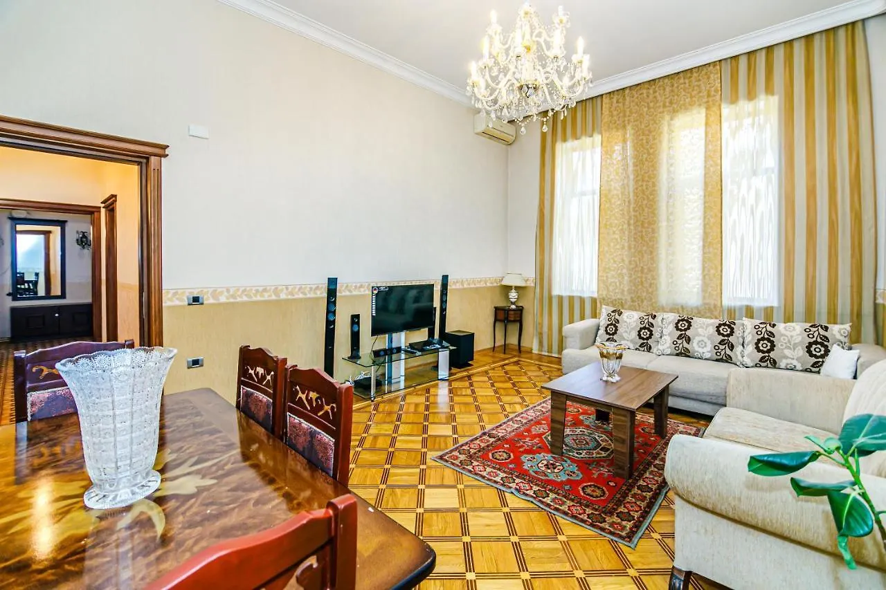Apartment Continental 4 Rooms Baku