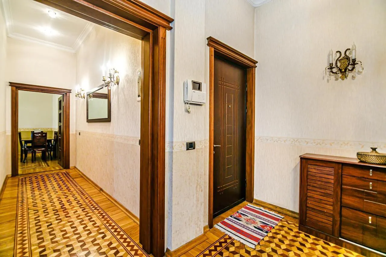 Continental 4 Rooms Baku