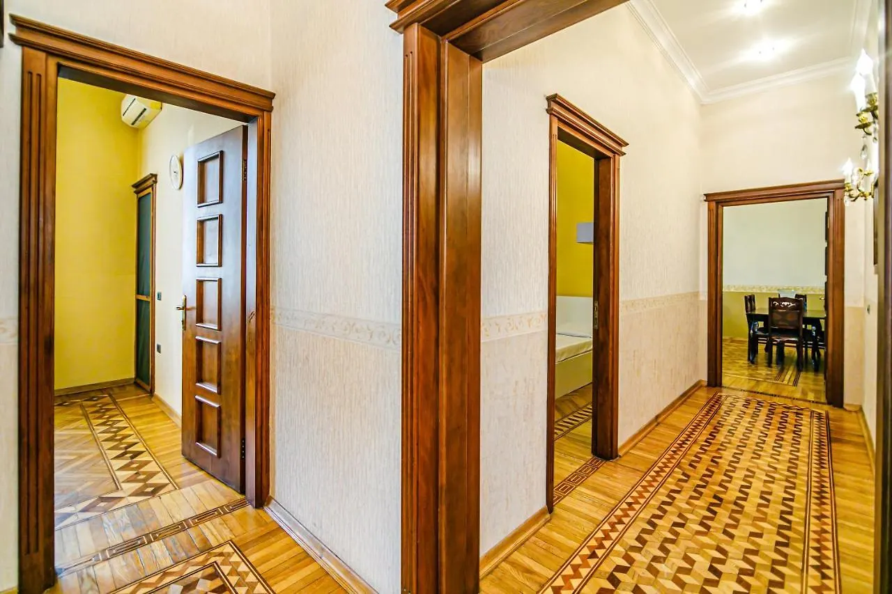 Apartment Continental 4 Rooms Baku